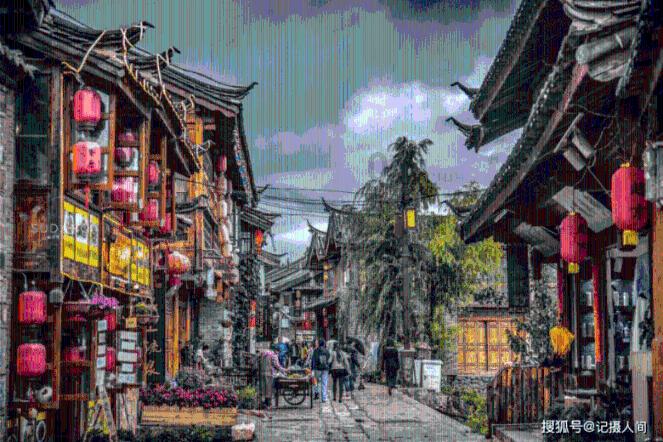 中国浓香700年!泸州老窖携手成龙致敬